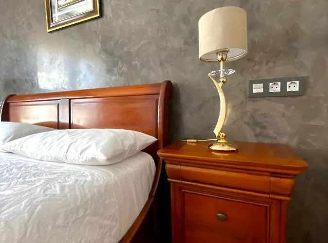 Grand Plaza Vega Centro Historico De Appartement Burgo